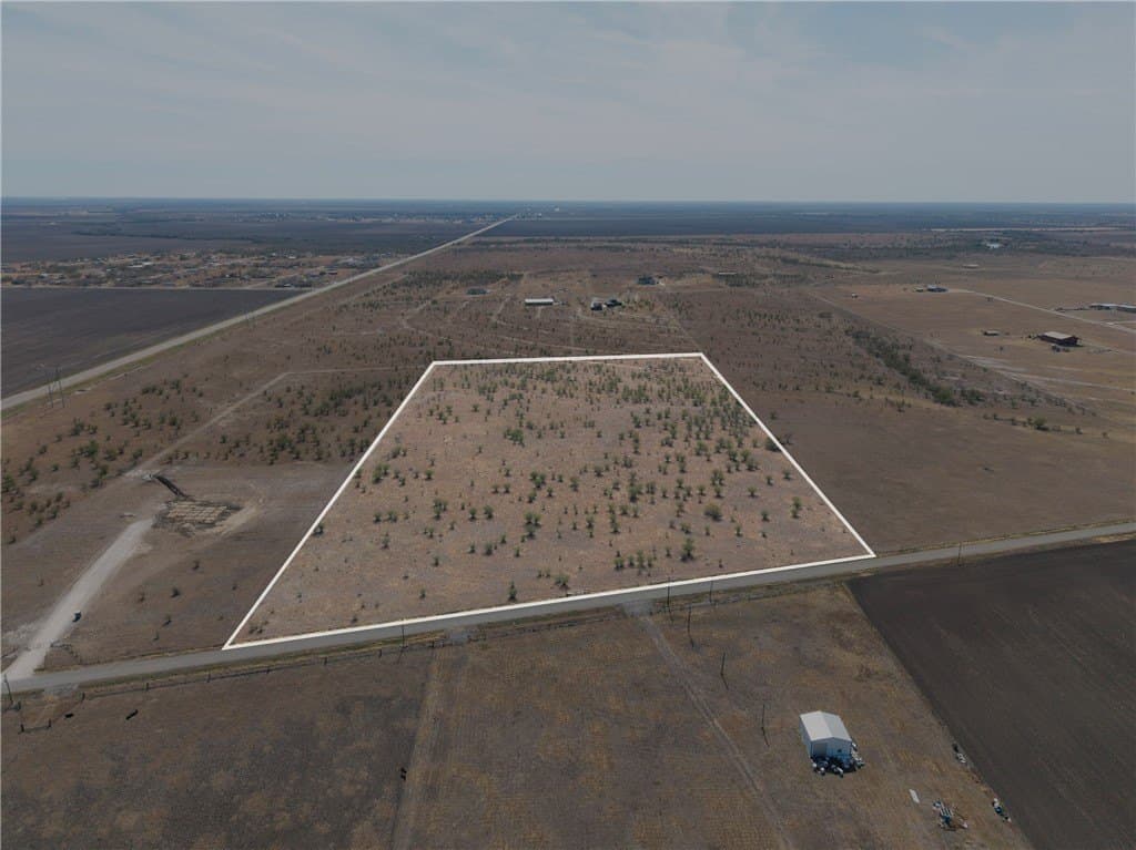 20.2 acres in Nueces County - photo 7