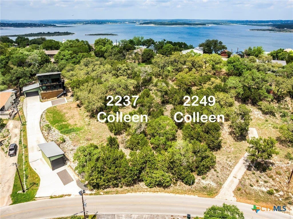 0.8 acres in Comal County gallery image 4