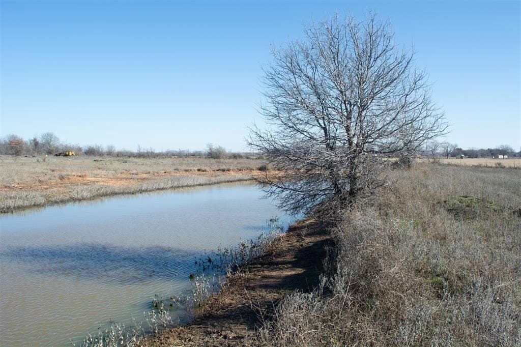 24.6 acres in Parker County