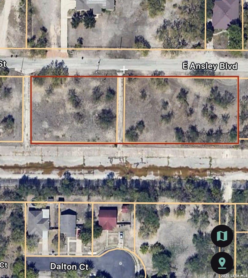 0.98 acres in Bexar County - photo 3