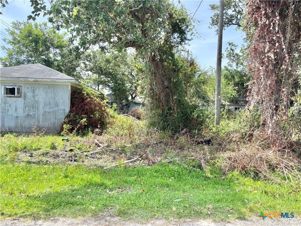 0.72 acres in Calhoun County - photo 14