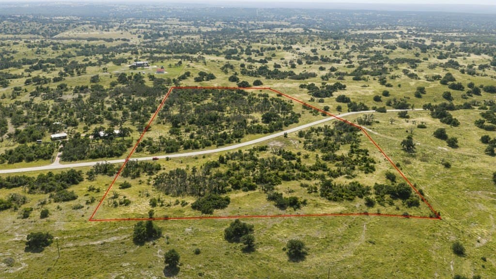 17.53 acres in Gillespie County gallery image 4