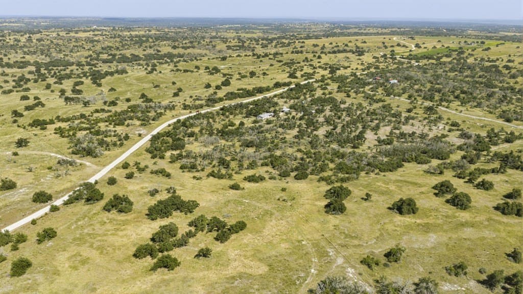 17.53 acres in Gillespie County - photo 19