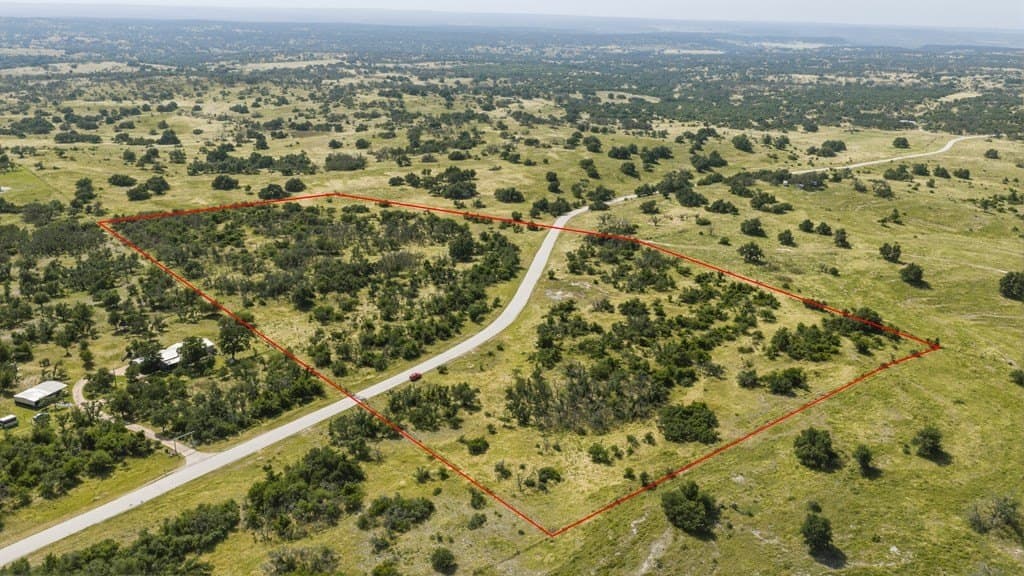 17.53 acres in Gillespie County - photo 7