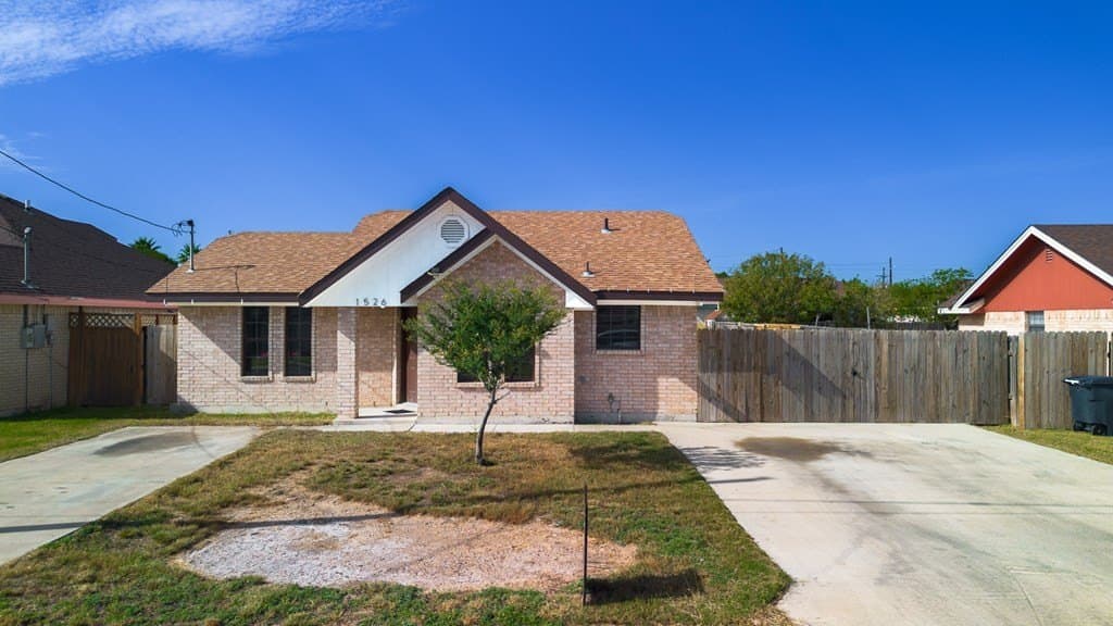 6,900 acres in Maverick County gallery image 2