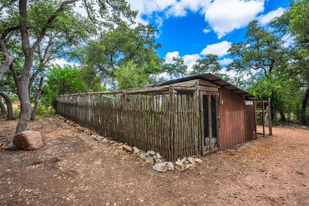 20.27 acres in Kerr County - photo 26