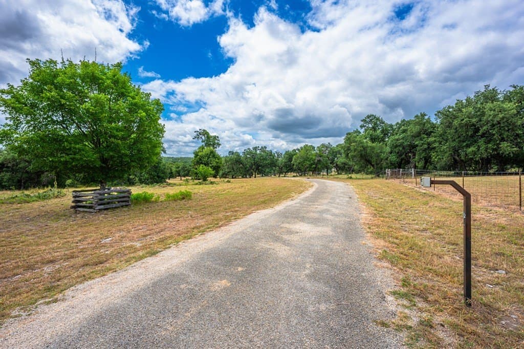 20.27 acres in Kerr County - photo 34
