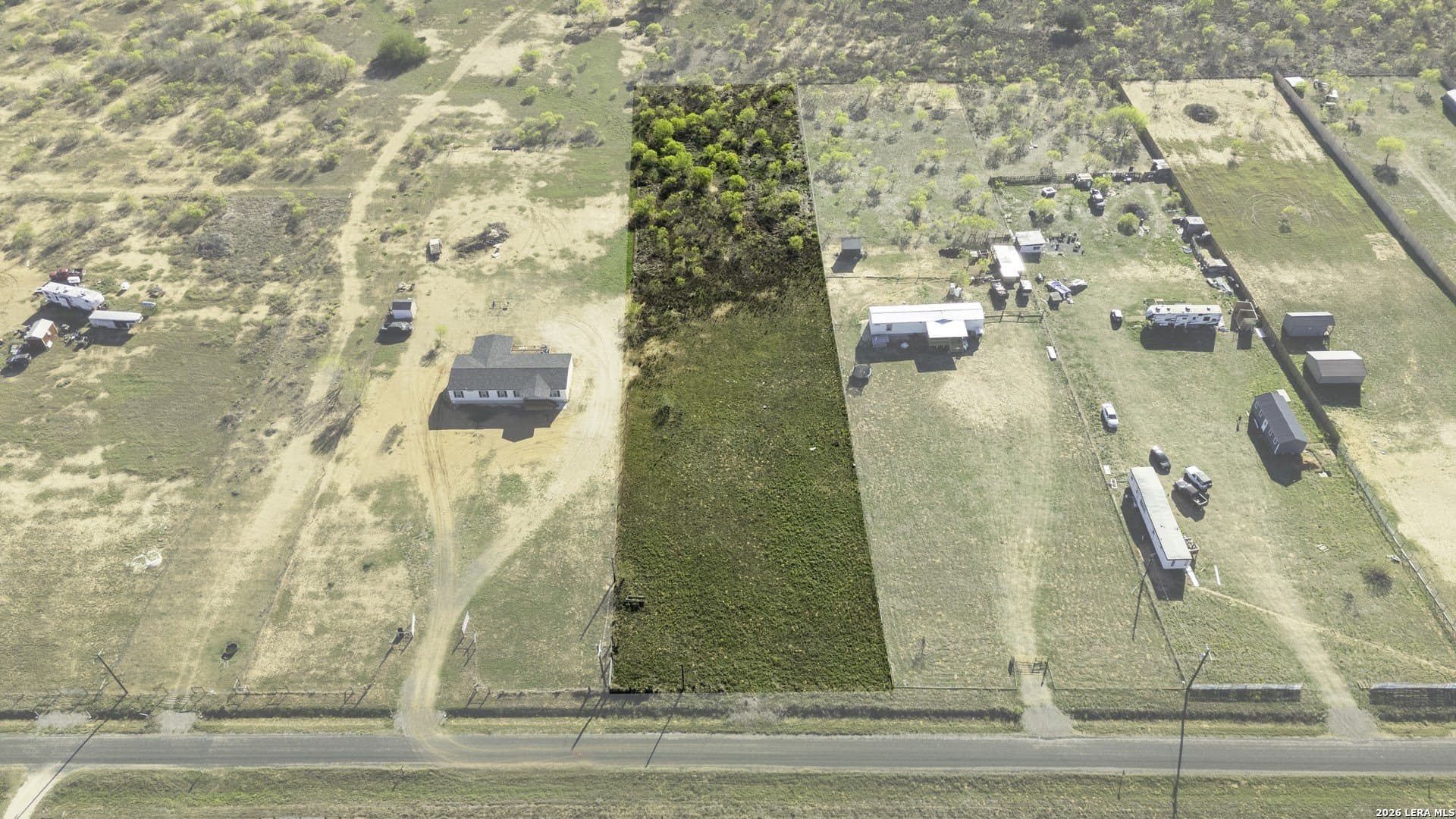 1.75 acres in Atascosa County gallery image 4
