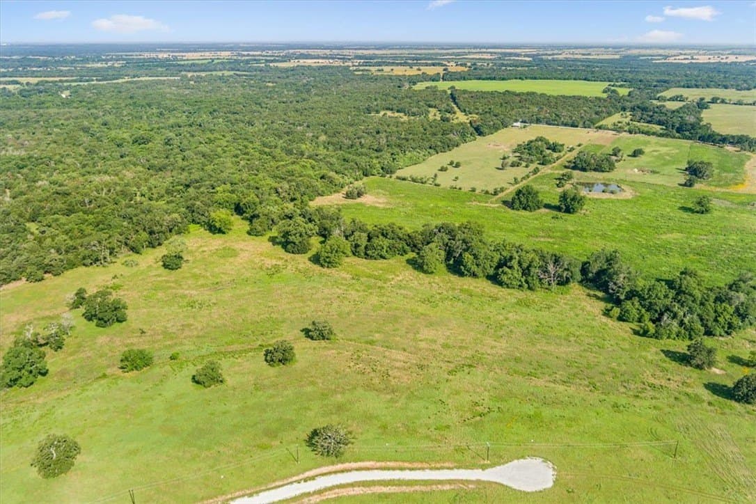 20.04 acres in Limestone County - photo 4