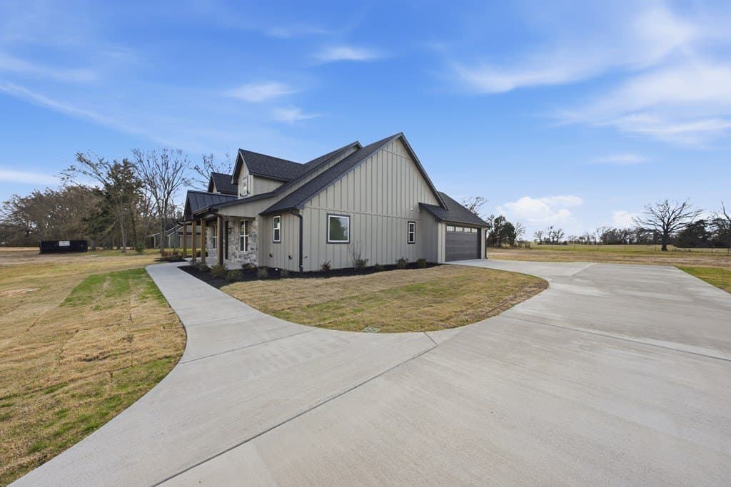 2 acres in Van Zandt County gallery image 4