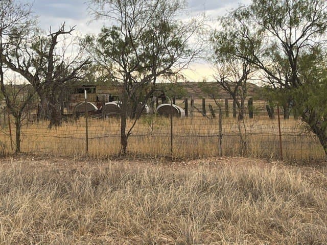 10.49 acres in Jones County - photo 5