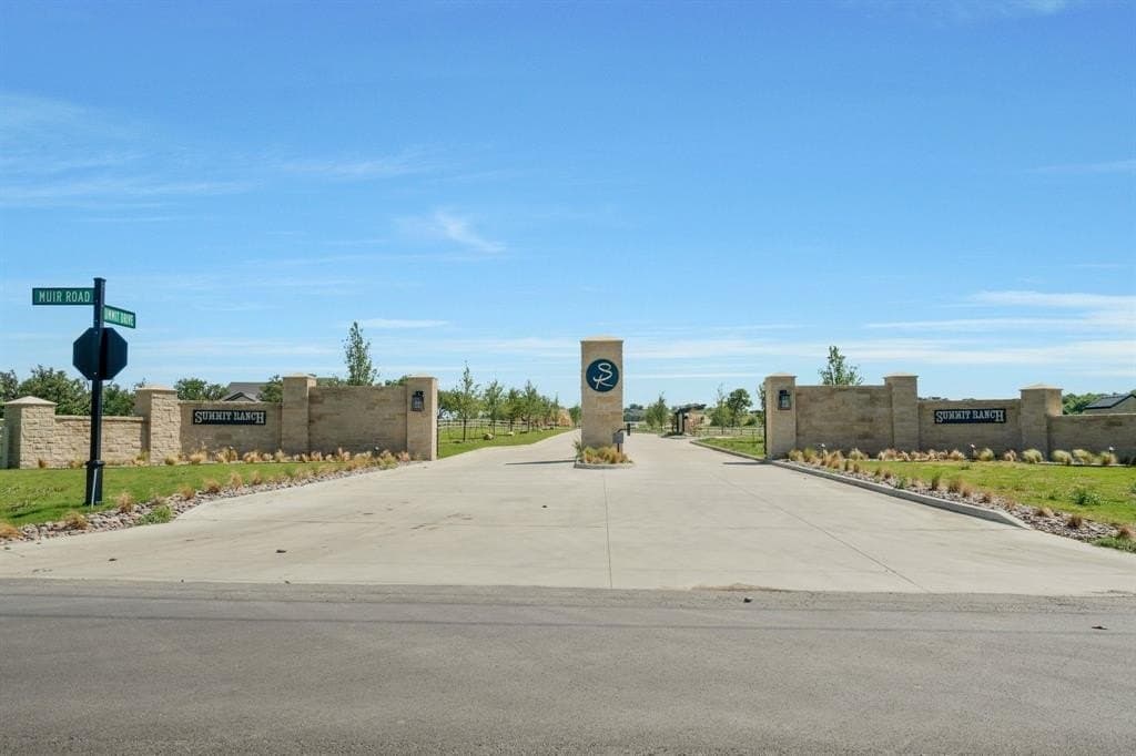 2.31 acres in Parker County