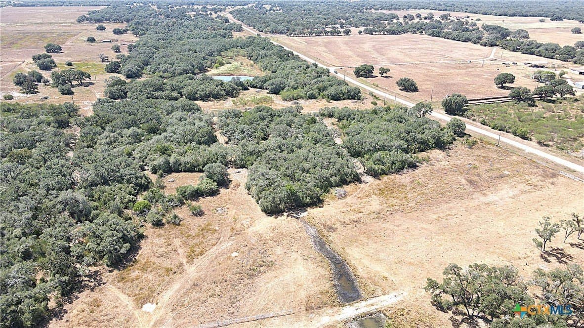 34.71 acres in Goliad County - photo 34