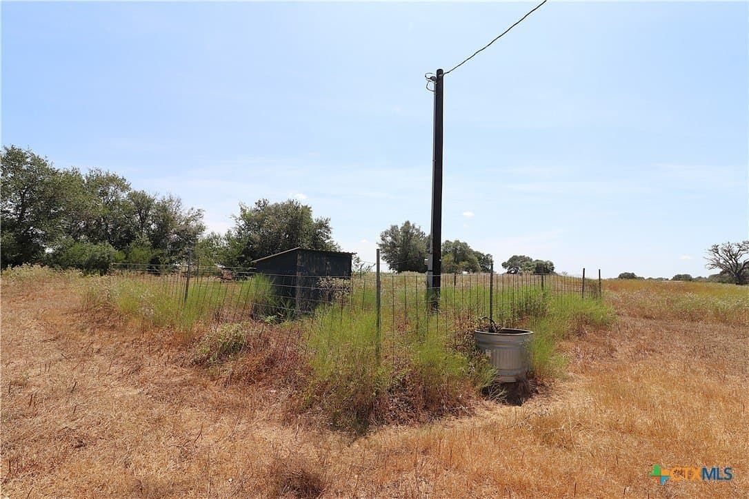 34.71 acres in Goliad County - photo 16