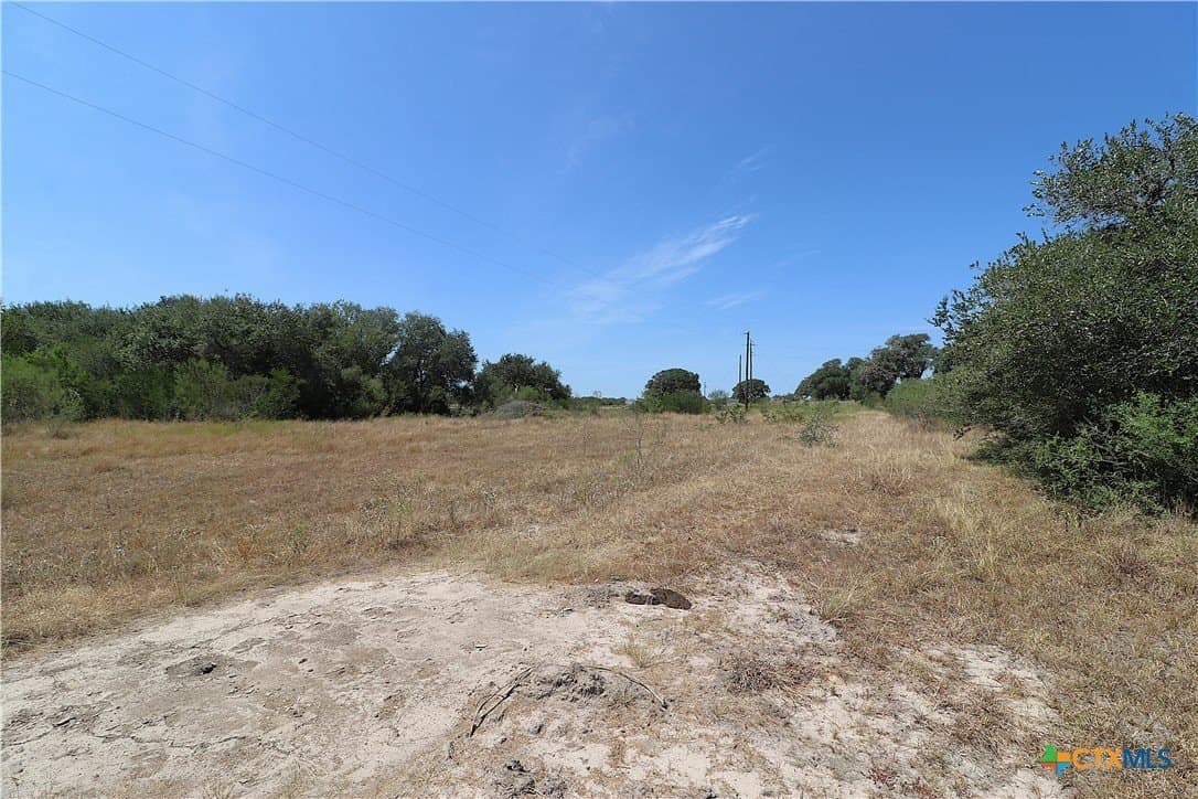 34.71 acres in Goliad County - photo 11