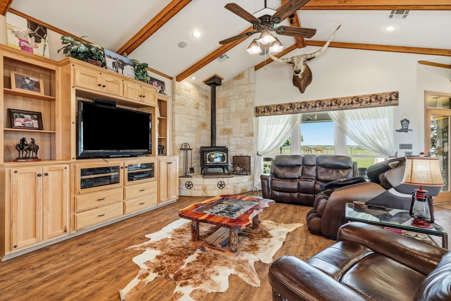 26.54 acres in Hill County - photo 9