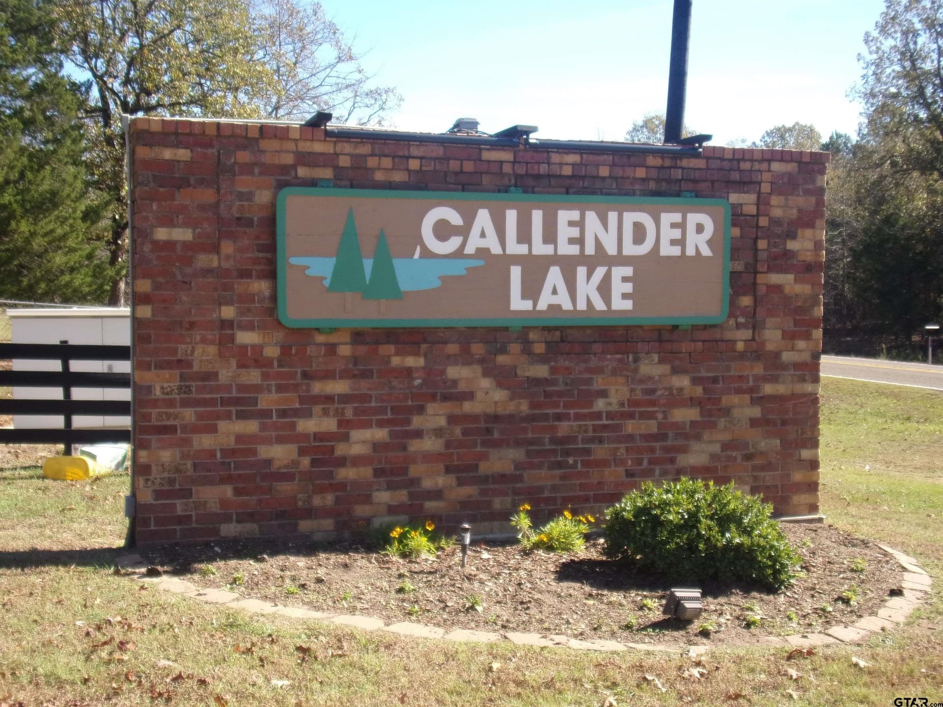 0.88 acres in Van Zandt County - photo 18