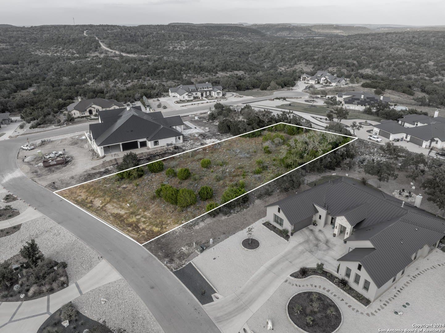 1.01 acres in Comal County - photo 3