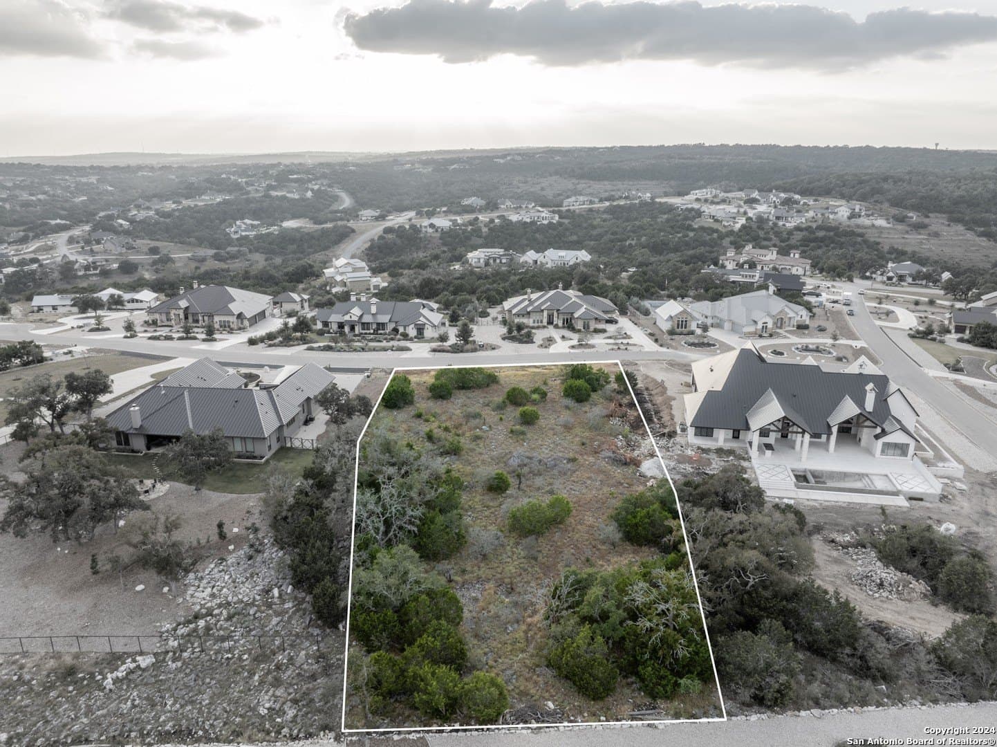 1.01 acres in Comal County - photo 5