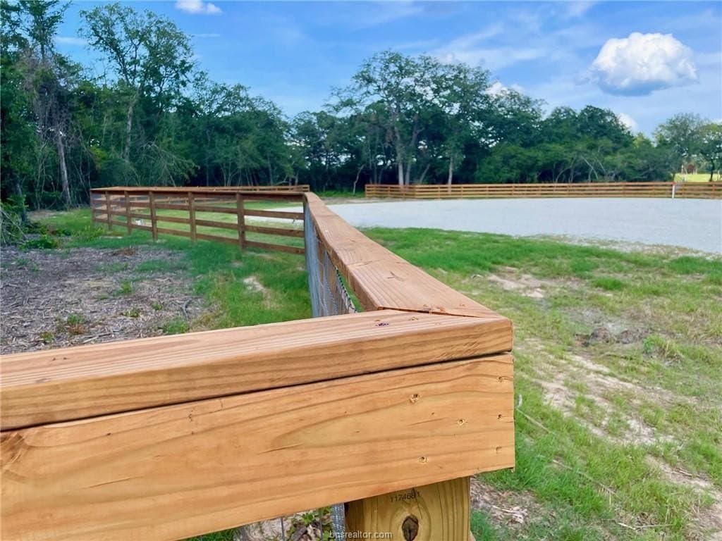 2.13 acres in Leon County gallery image 4