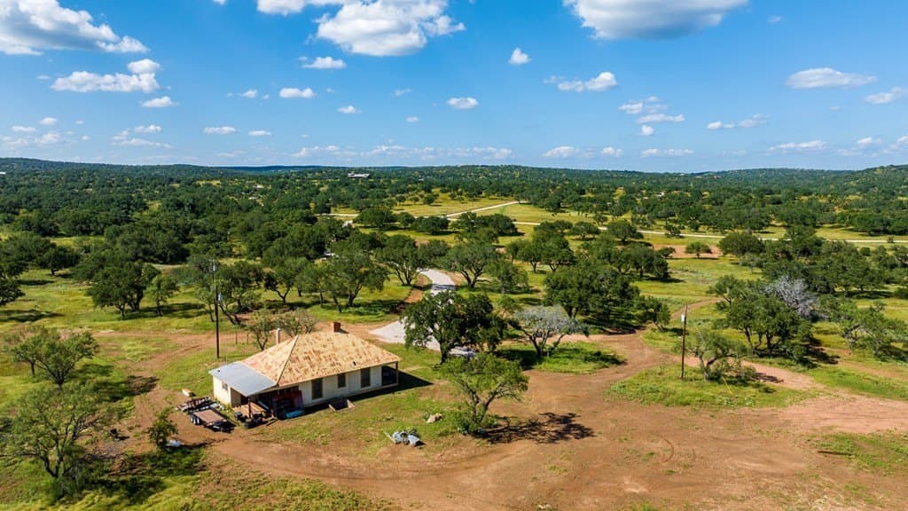 28.88 acres in Llano County gallery image 3
