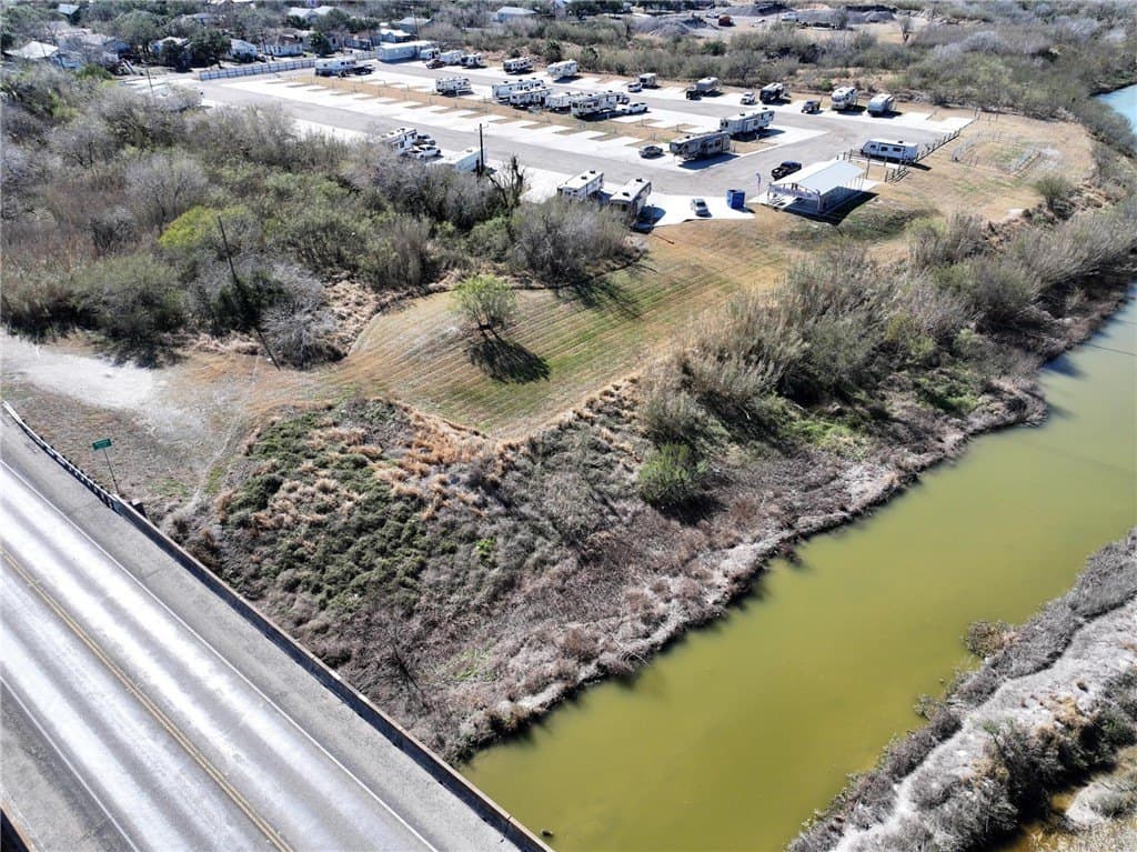 0.26 acres in San Patricio County - photo 13