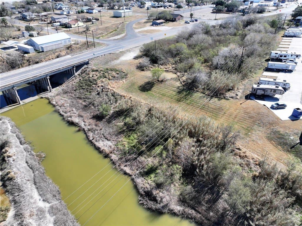 0.26 acres in San Patricio County - photo 20