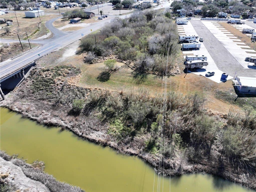 0.26 acres in San Patricio County - photo 18