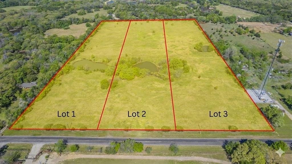 10.49 acres in Kaufman County