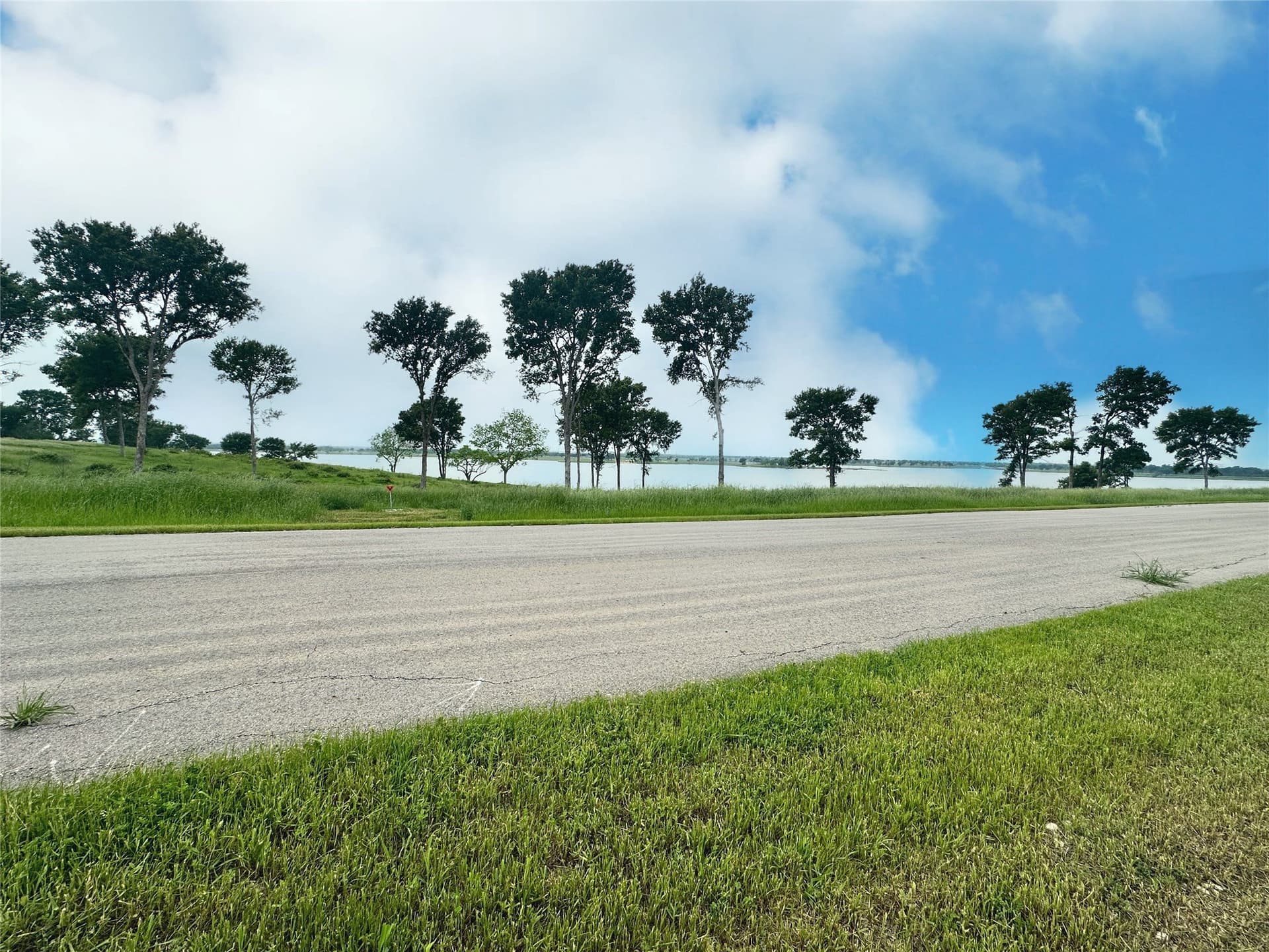 1.08 acres in Navarro County - photo 14