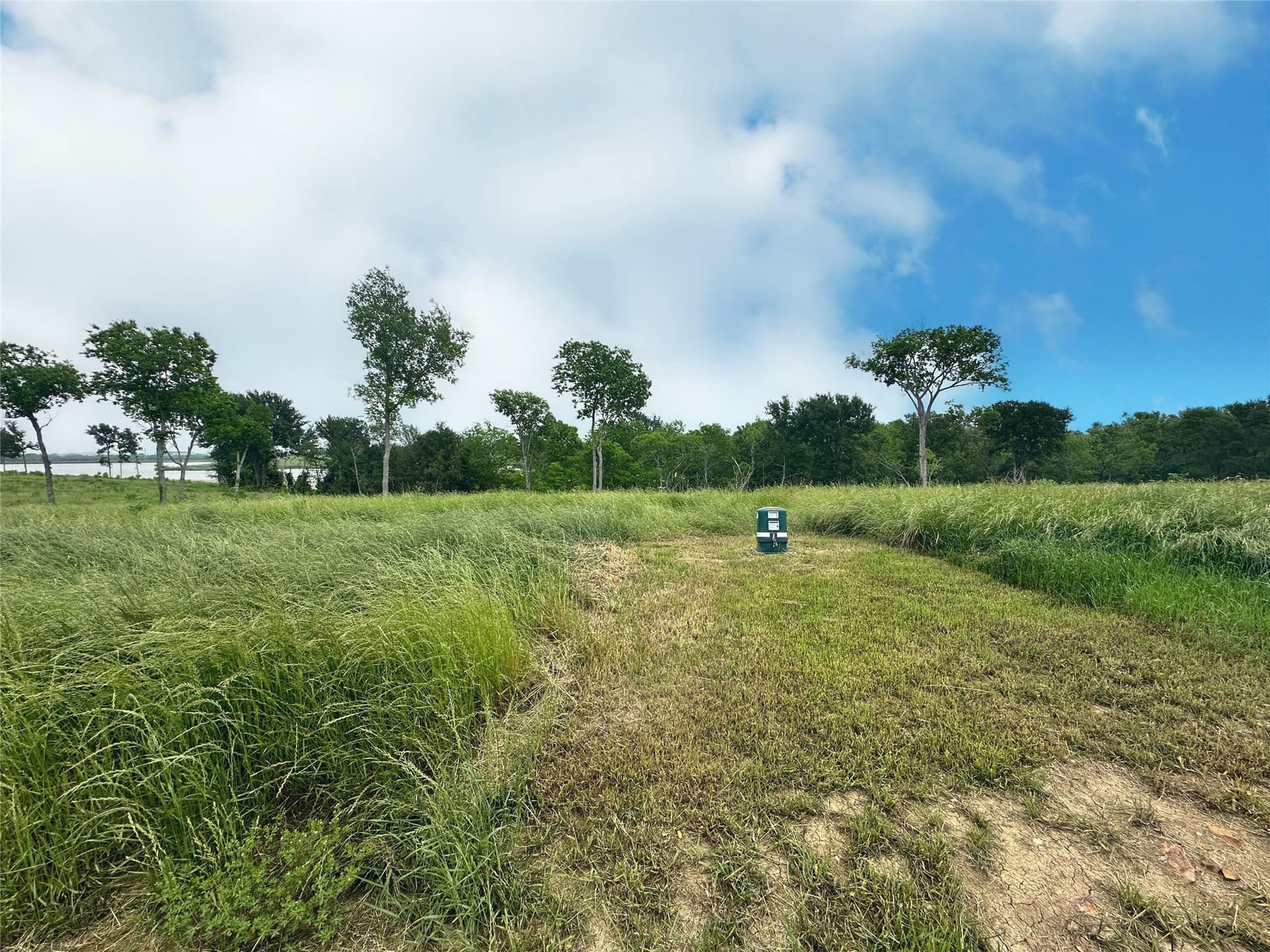 1.08 acres in Navarro County - photo 24