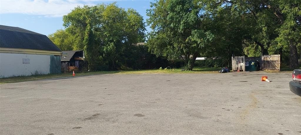 0.24 acres in Dallas County featured view