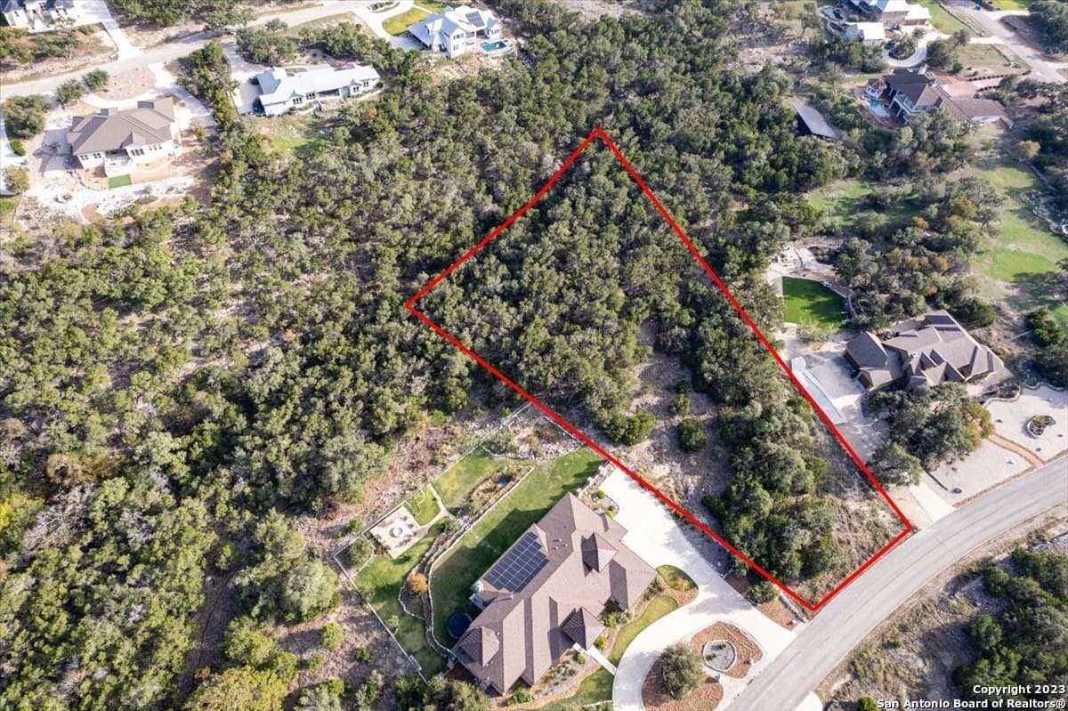 1.45 acres in Comal County gallery image 3