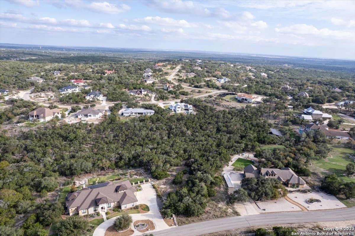 1.45 acres in Comal County gallery image 2