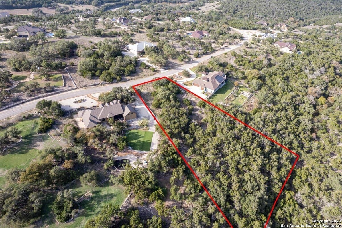 1.45 acres in Comal County gallery image 4