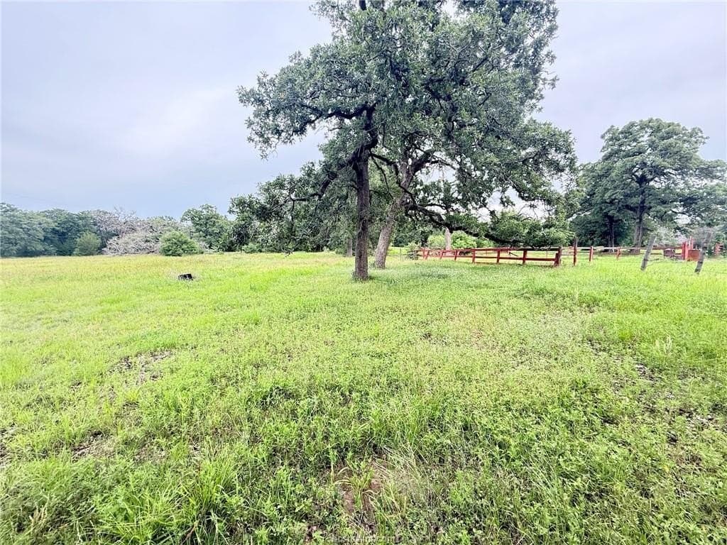 5.14 acres in Brazos County - photo 4