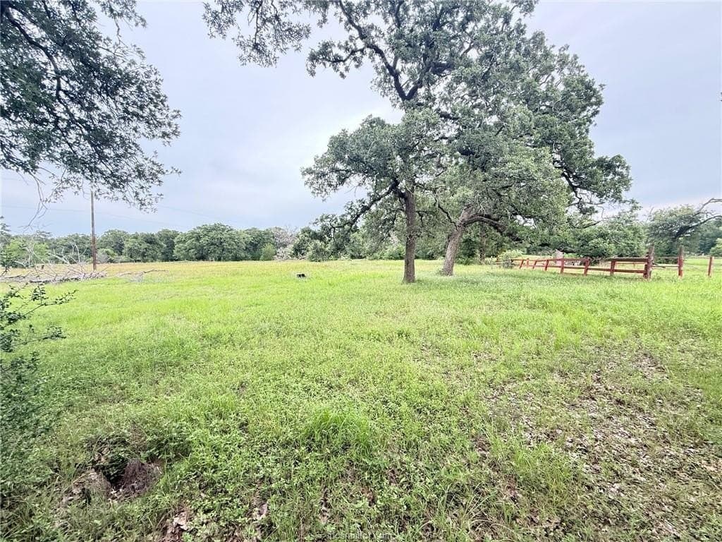 5.14 acres in Brazos County - photo 3