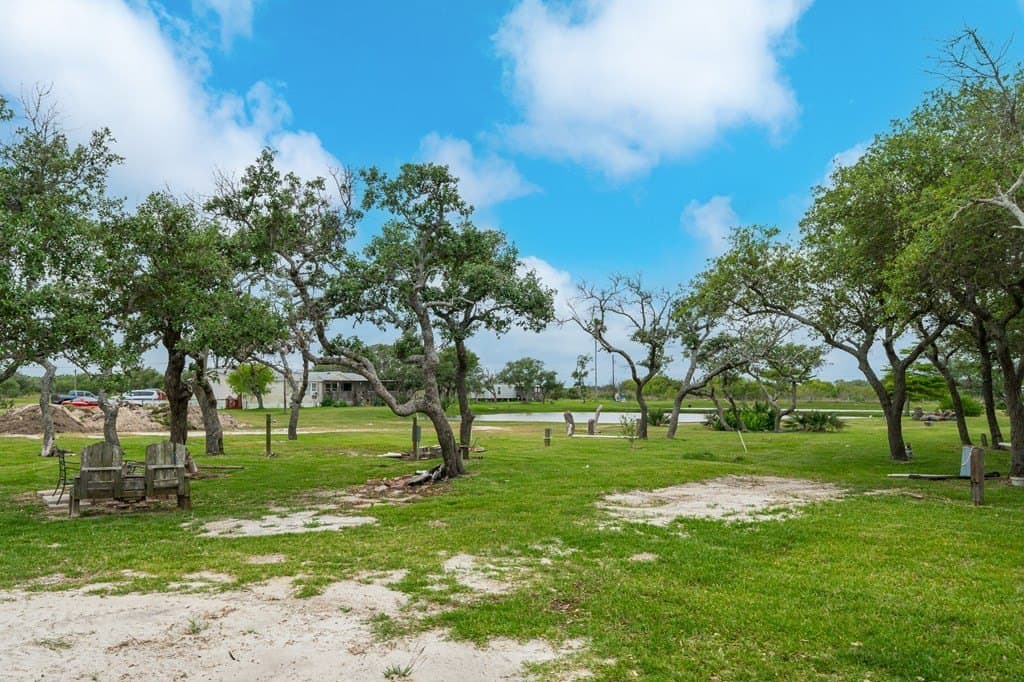 8.8 acres in Texas County gallery image 3
