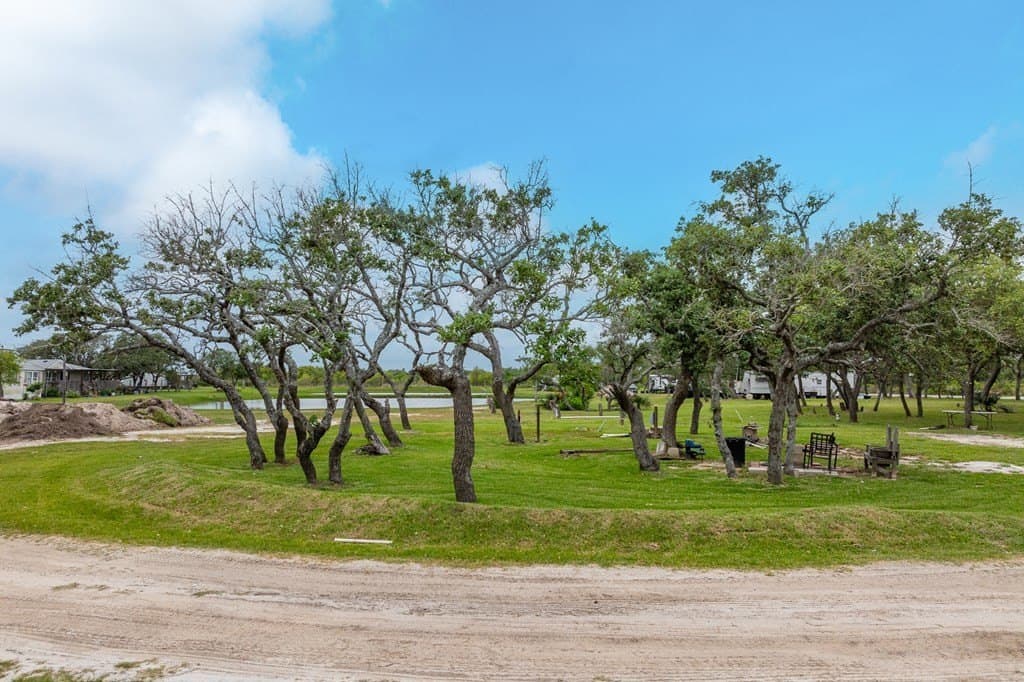 8.8 acres in Texas County featured view