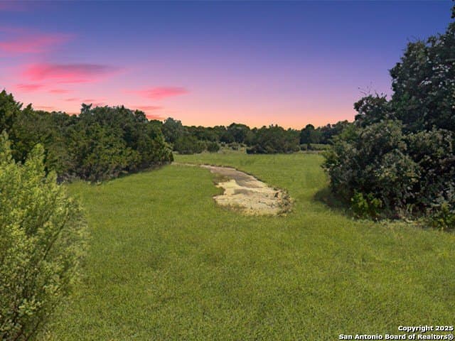 2 acres in Bandera County gallery image 3