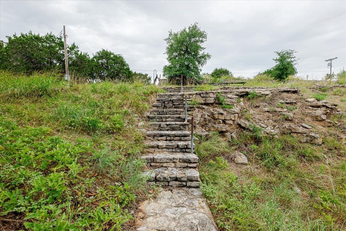 0.56 acres in Palo Pinto County - photo 14