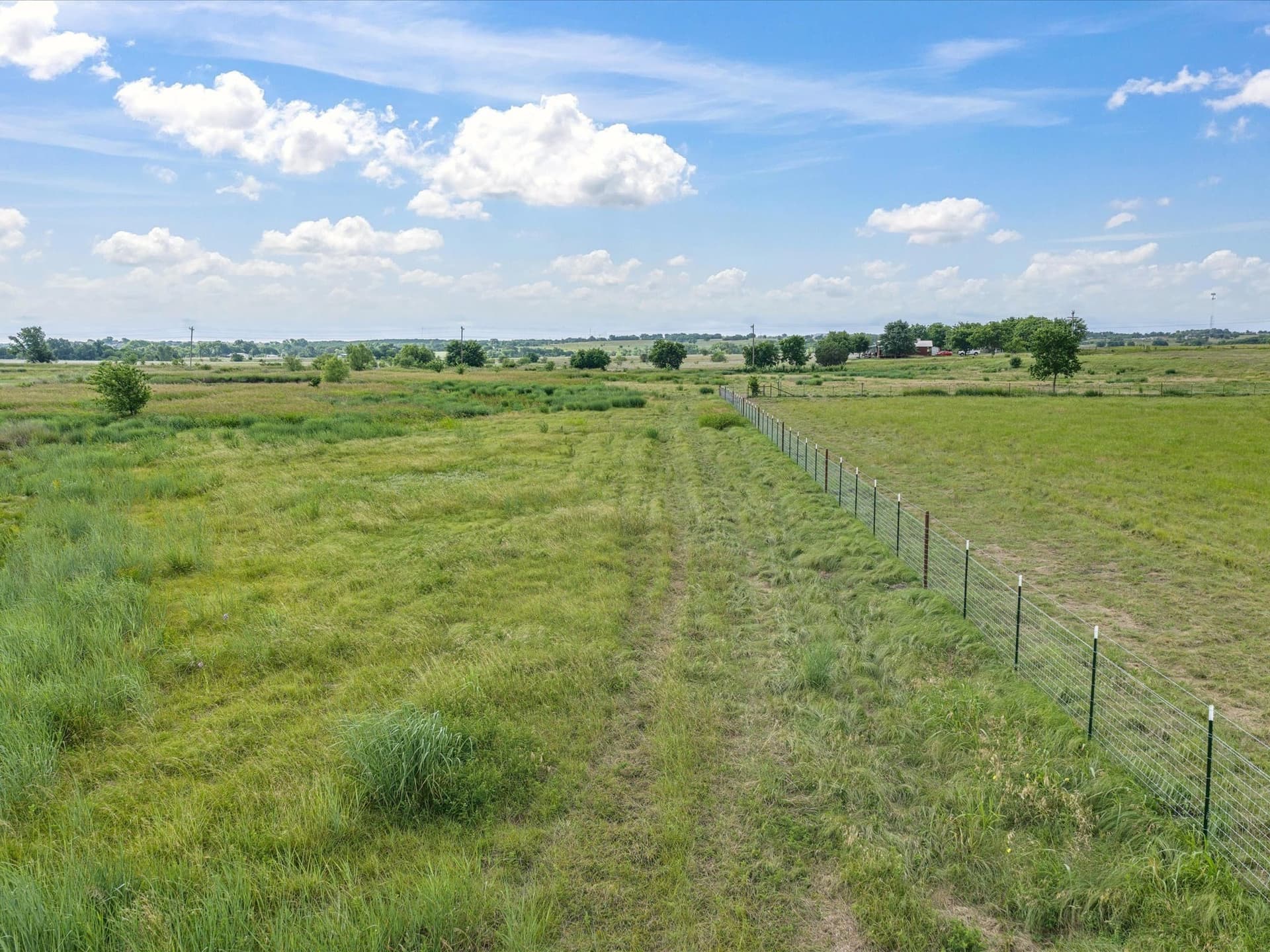 11 acres in Johnson County featured view