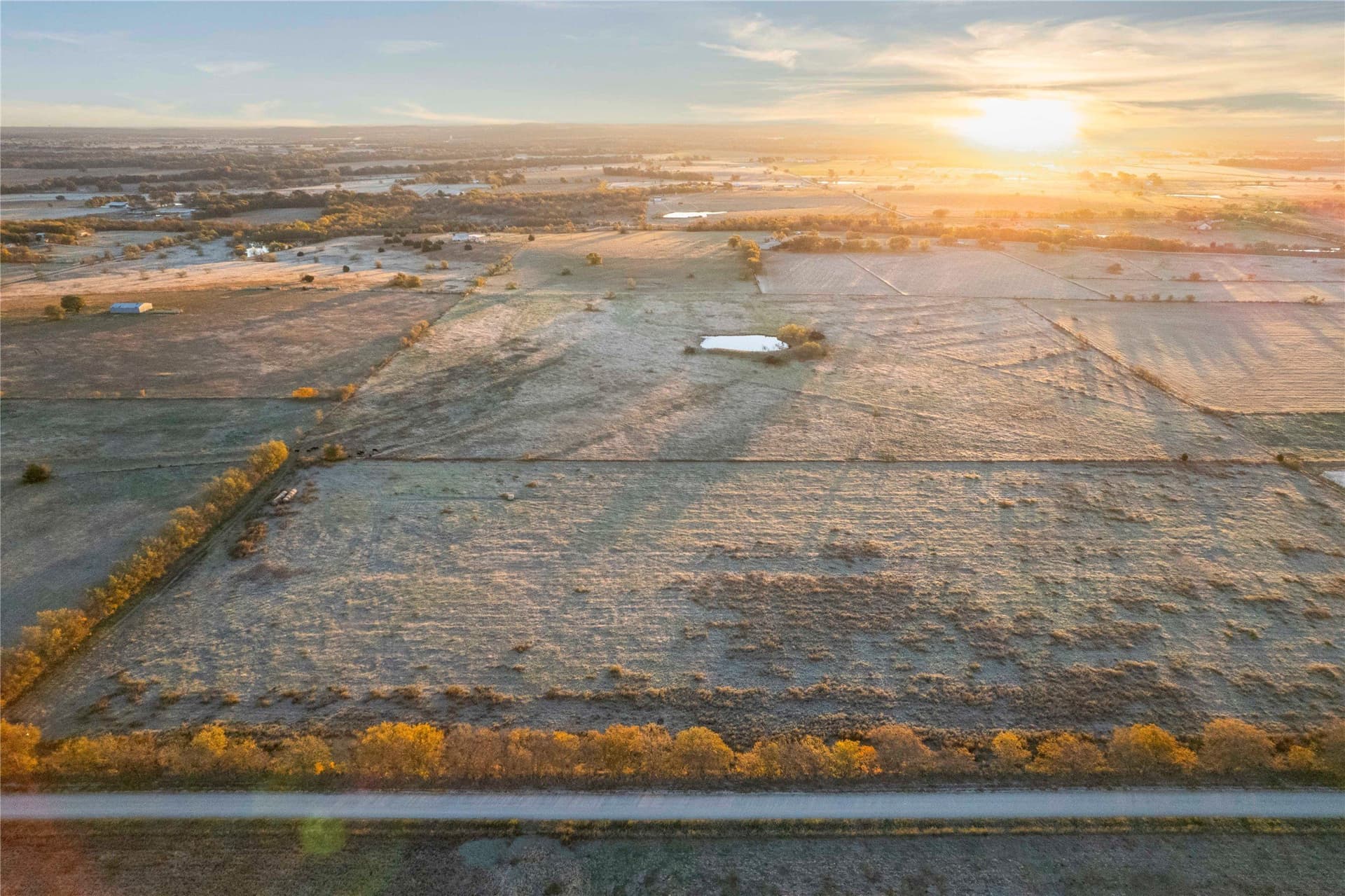 13.5 acres in Cooke County gallery image 2