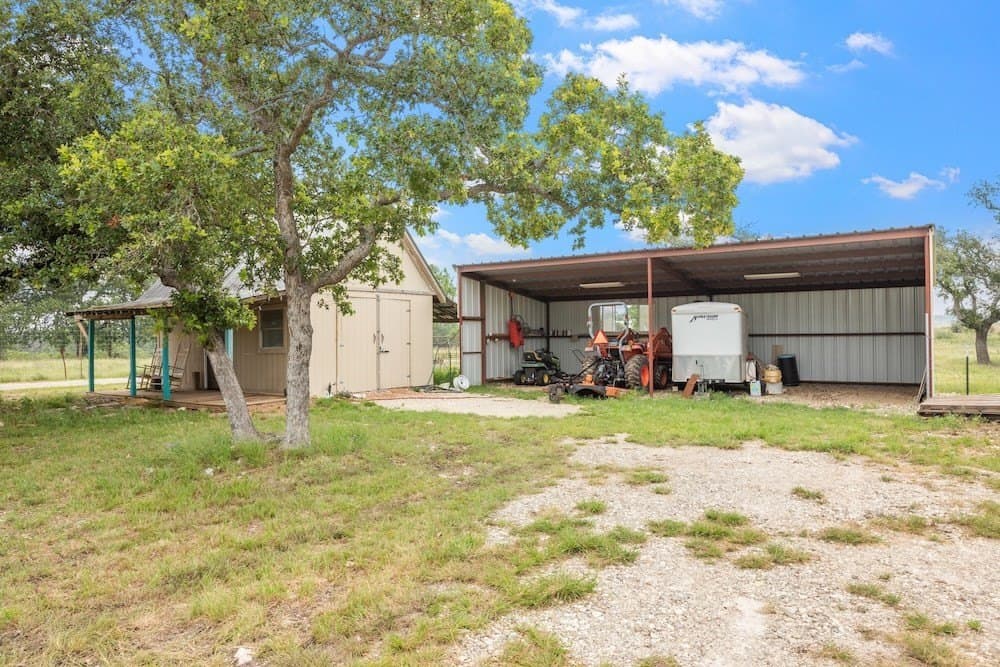 16.26 acres in Gillespie County - photo 40