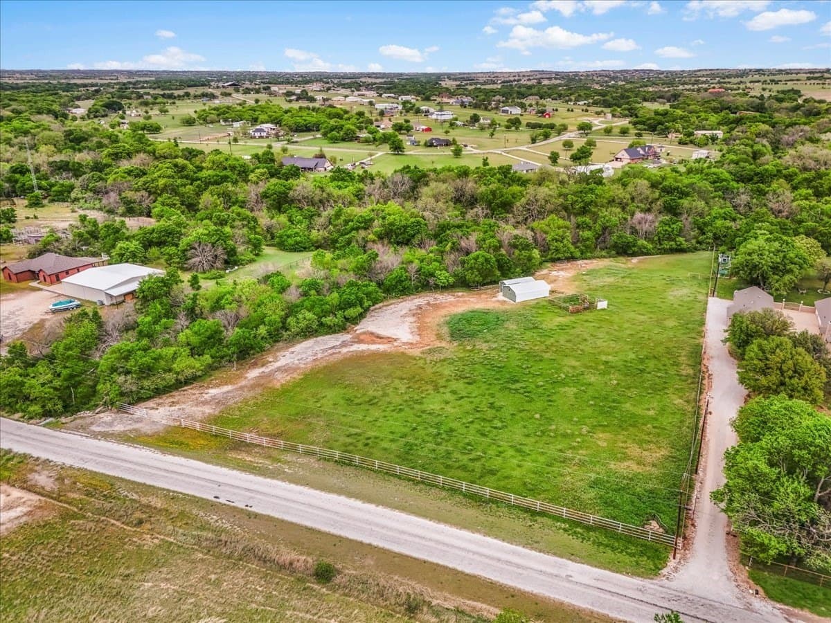 5.02 acres in Wise County gallery image 3