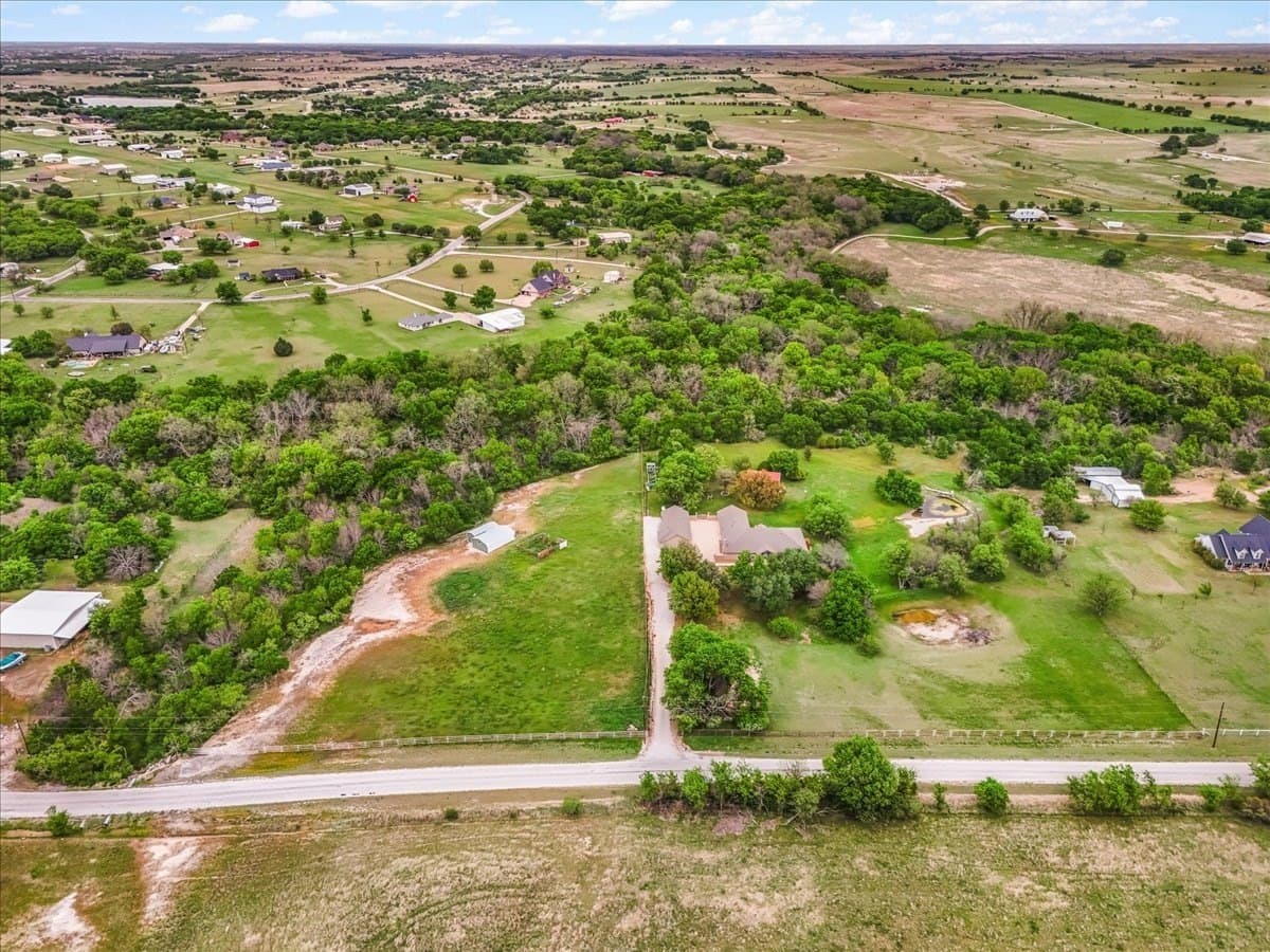 5.02 acres in Wise County gallery image 2