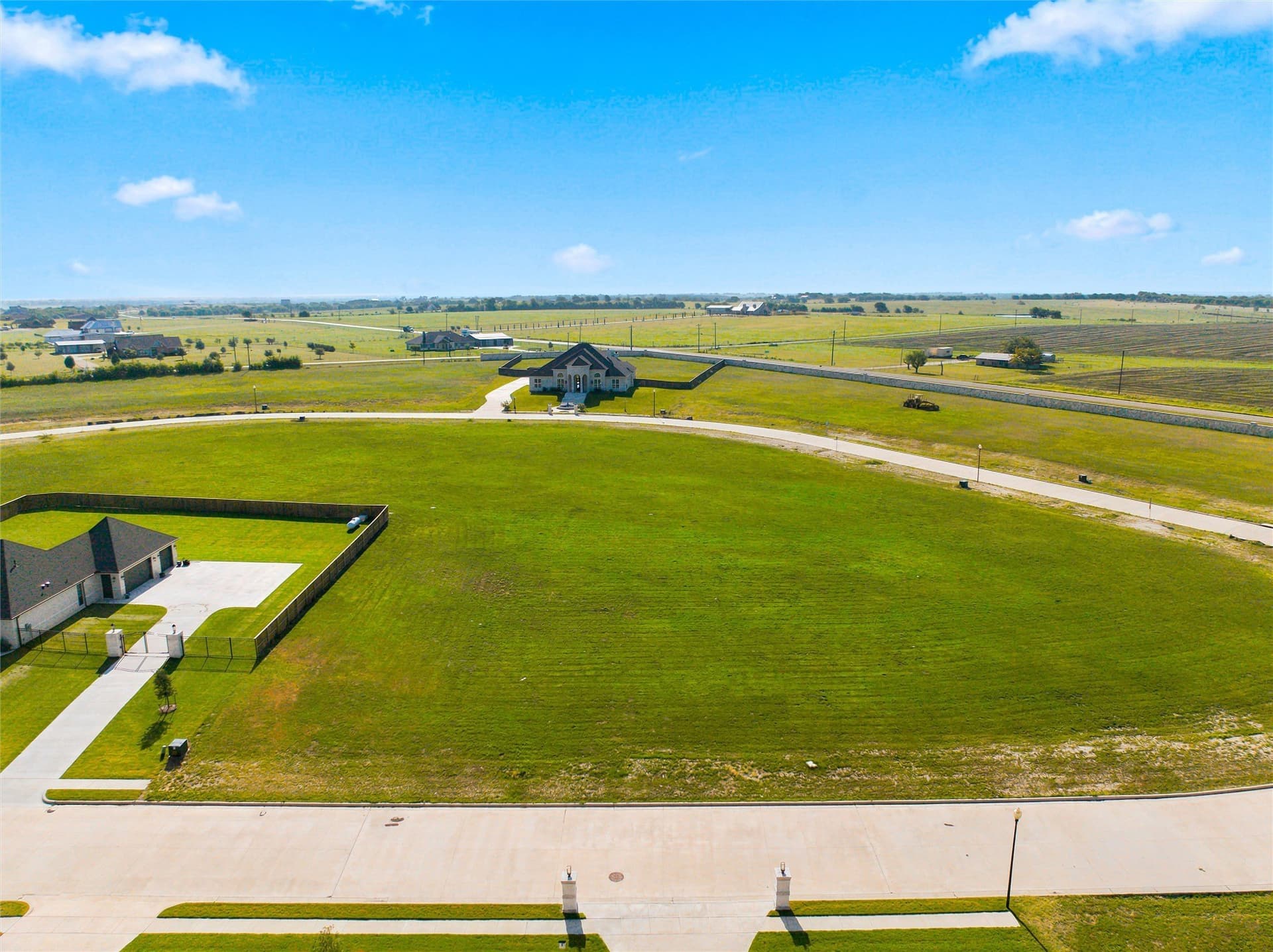 0.83 acres in McLennan County - photo 4