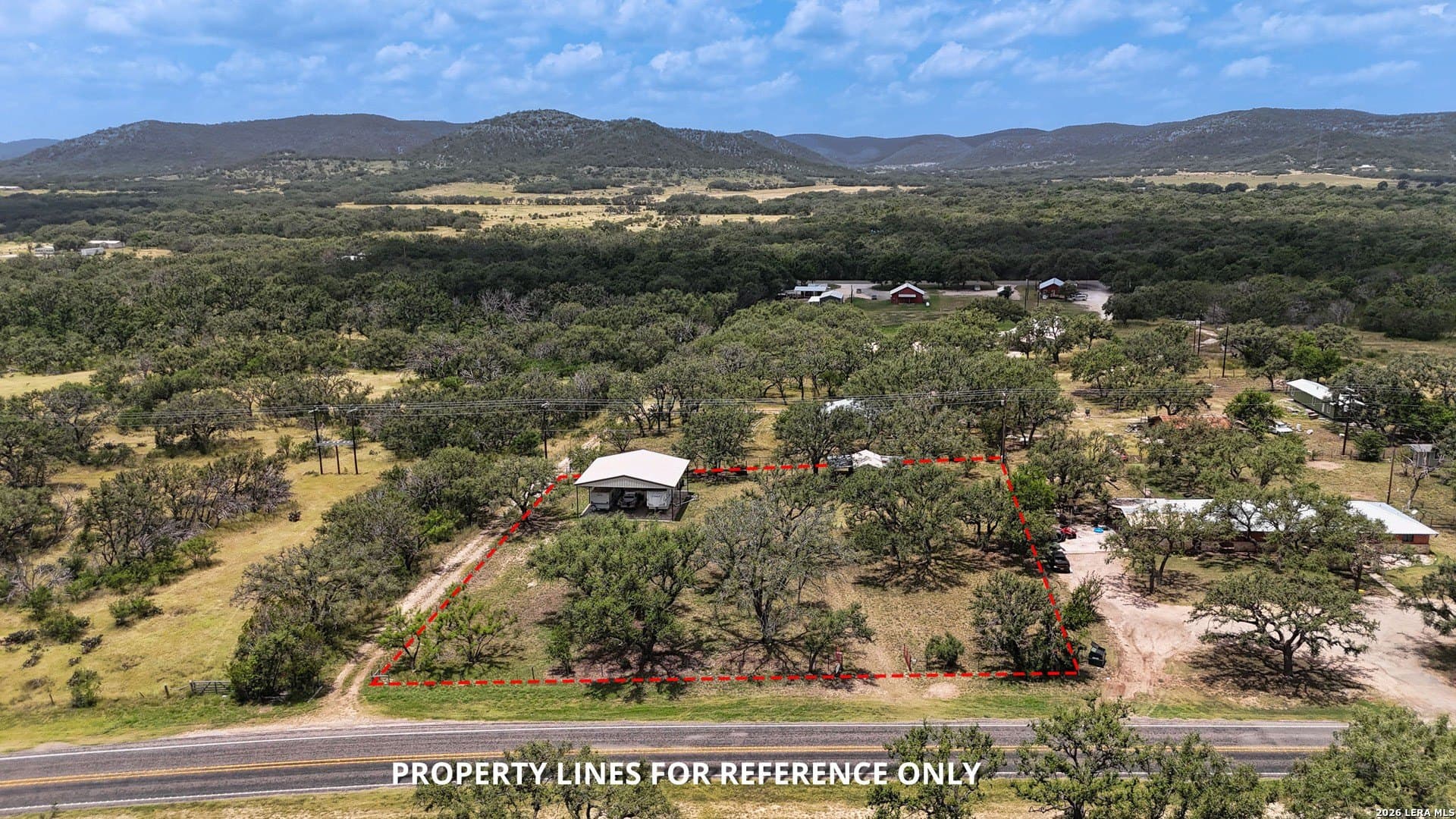 1 acres in Real County - photo 9