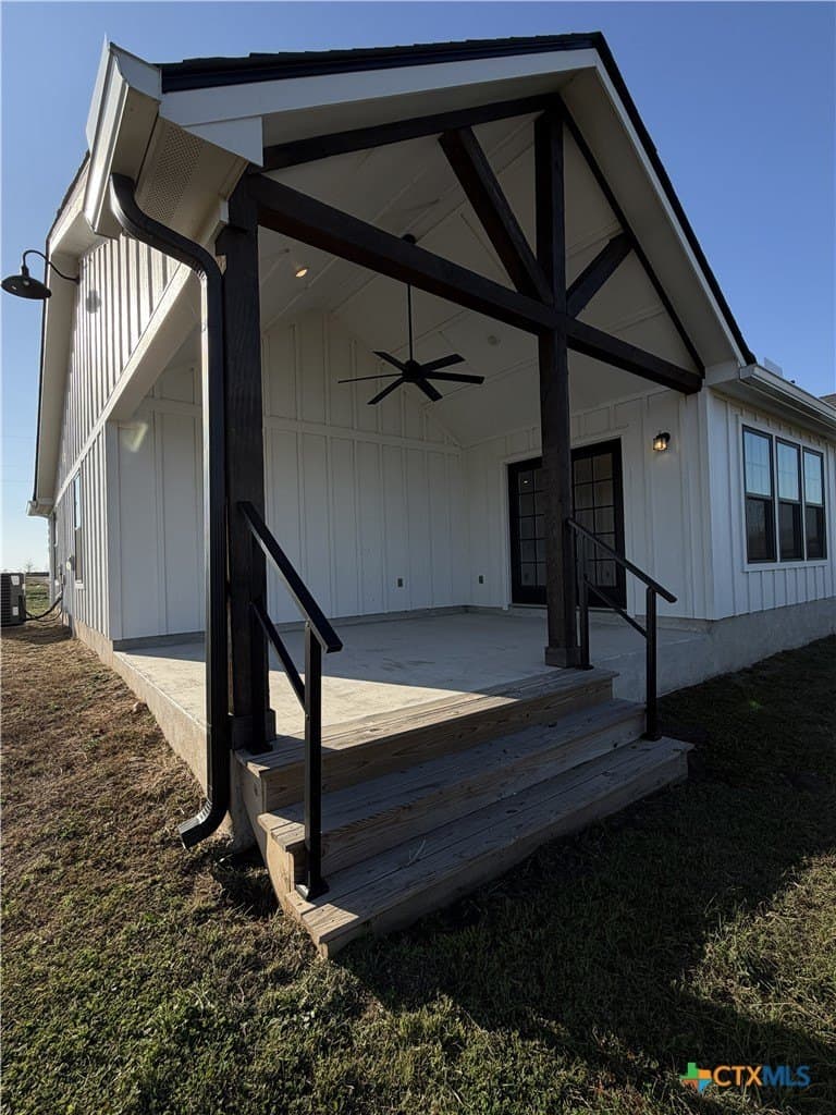 25.43 acres in DeWitt County gallery image 3