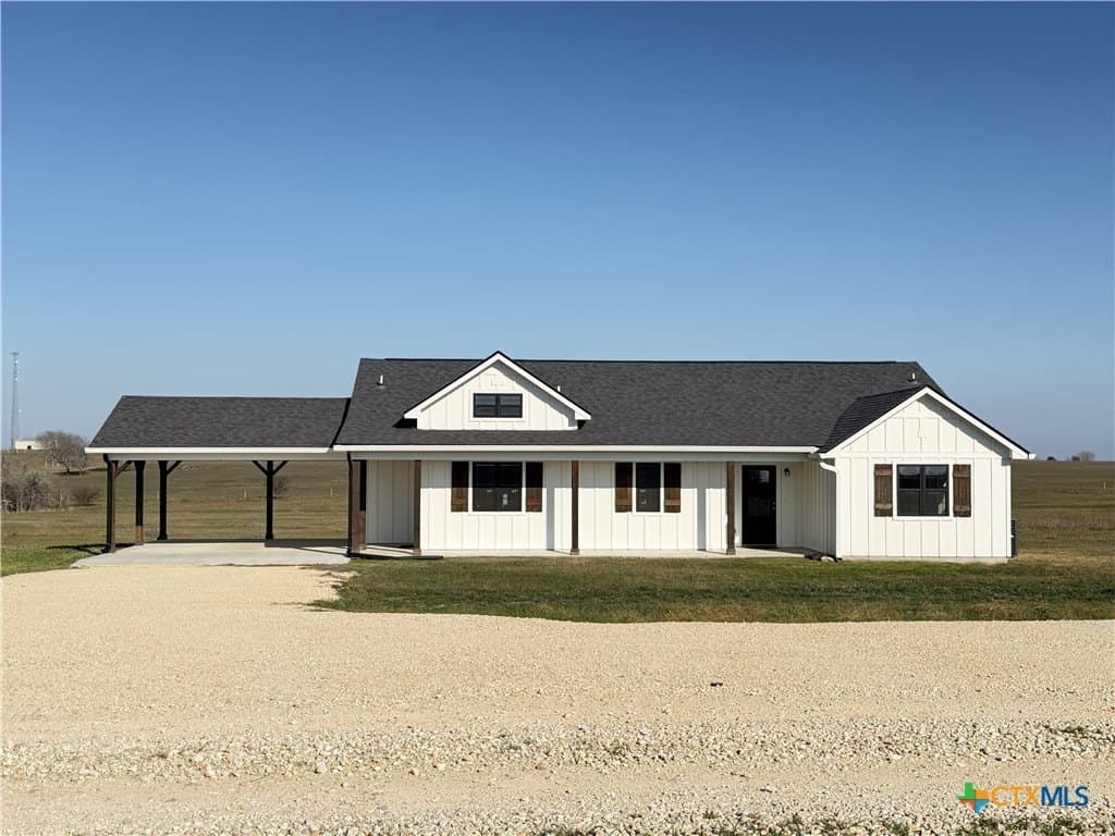 25.43 acres in DeWitt County